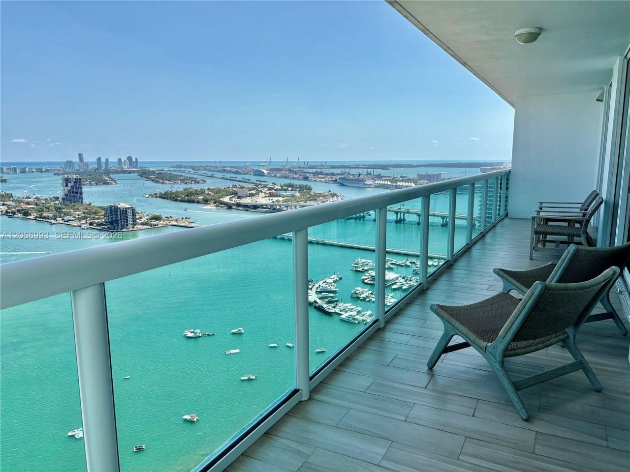 1800 N Bayshore Dr , Unit 4209, Miami, FL 33132 Photo