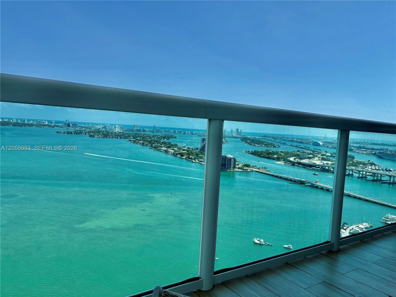 1800 N Bayshore Dr , Unit 4209, Miami, FL 33132 Photo