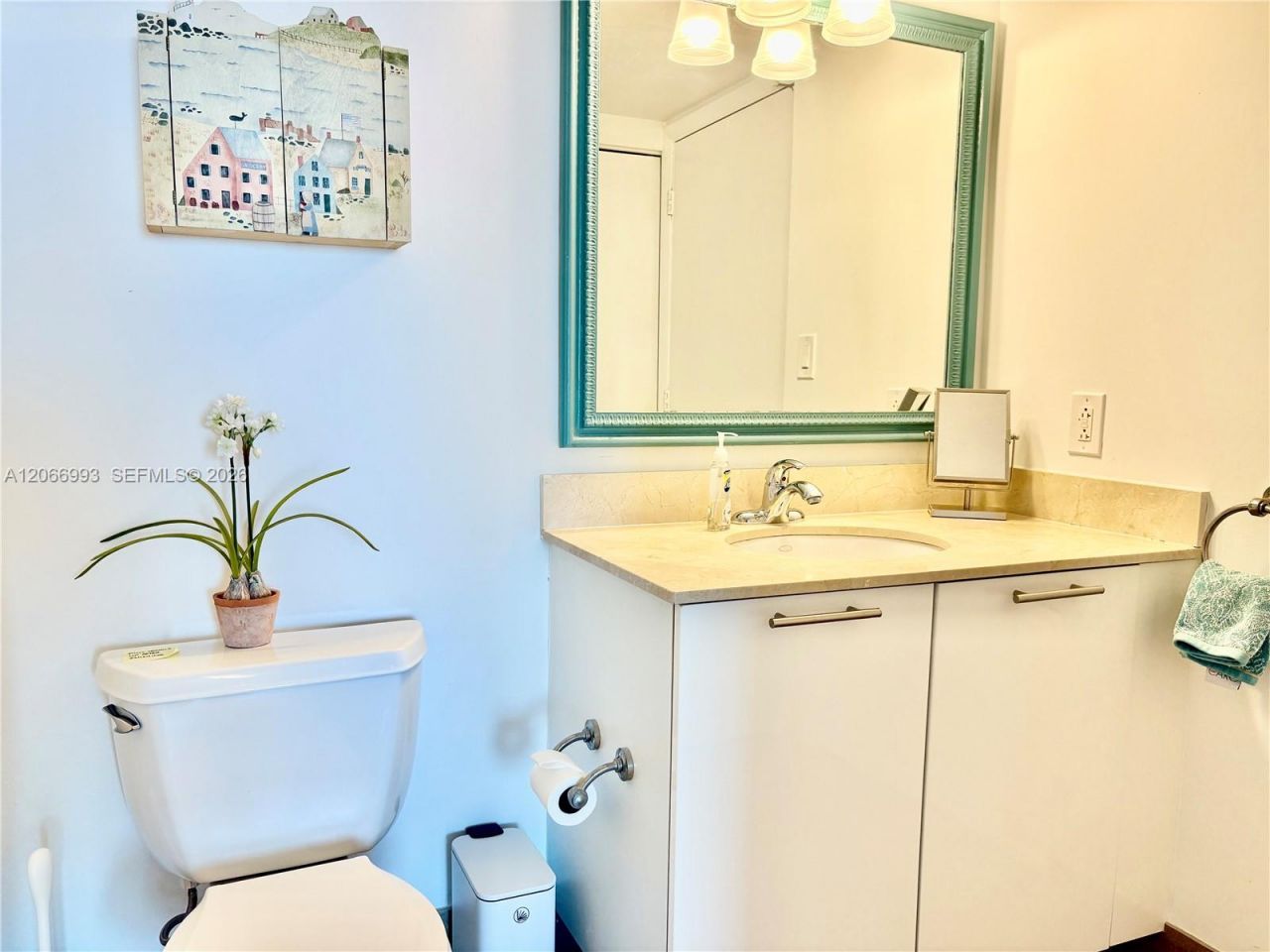 1800 N Bayshore Dr , Unit 4209, Miami, FL 33132 Photo
