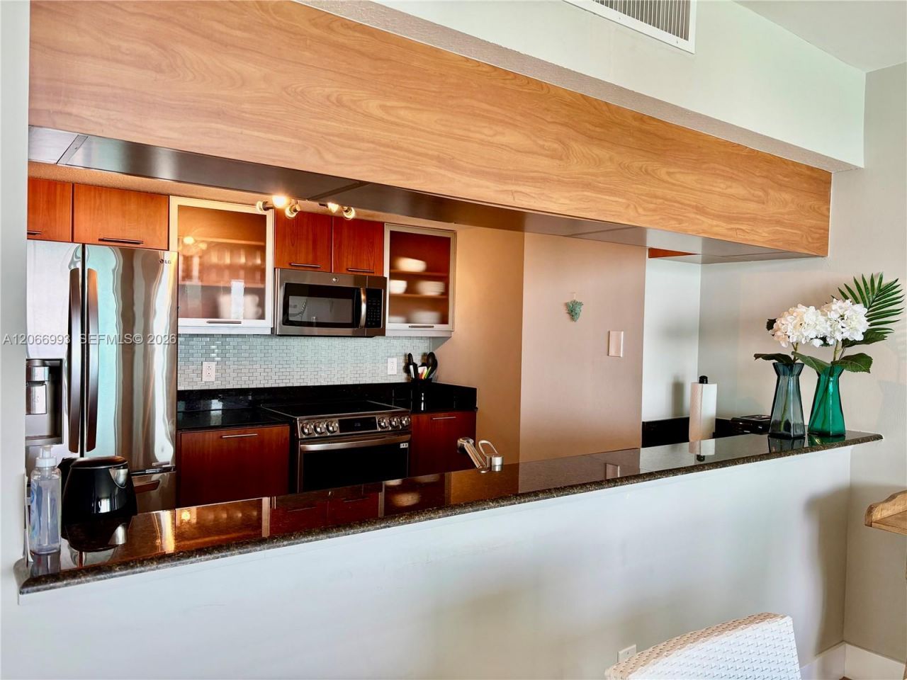 1800 N Bayshore Dr , Unit 4209, Miami, FL 33132 Photo