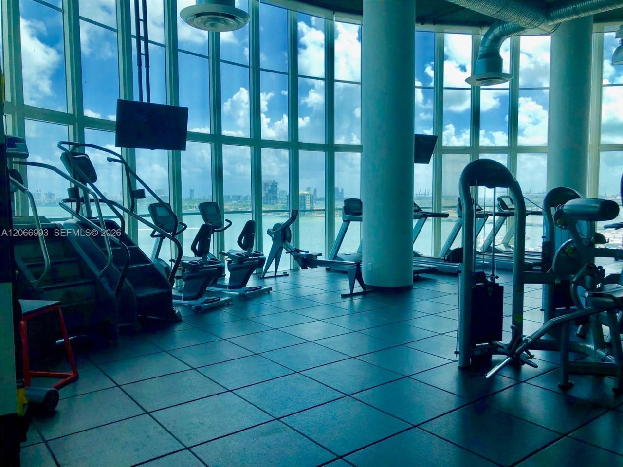1800 N Bayshore Dr , Unit 4209, Miami, FL 33132 Photo