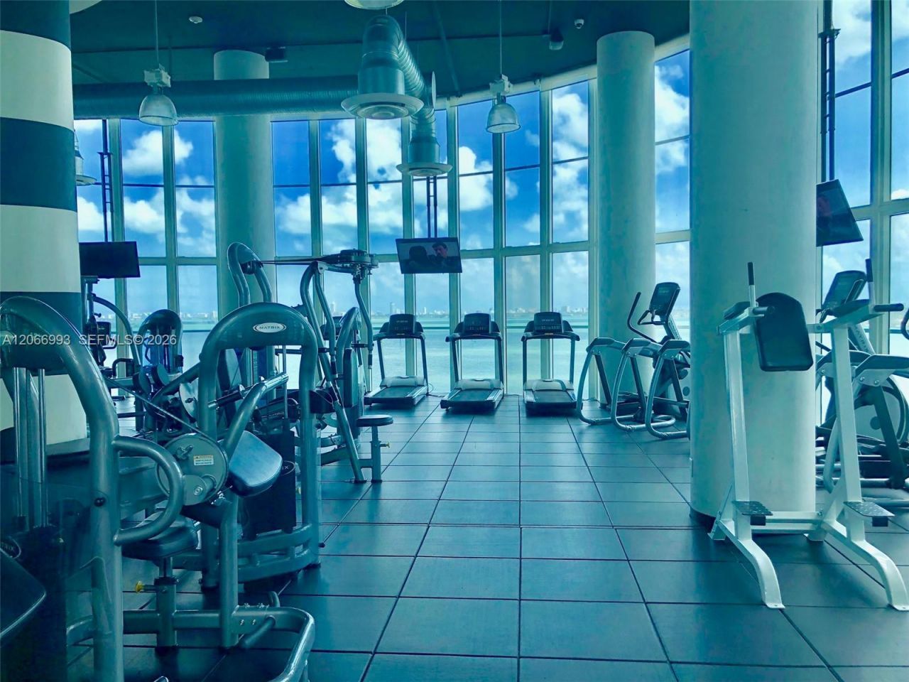 1800 N Bayshore Dr , Unit 4209, Miami, FL 33132 Photo