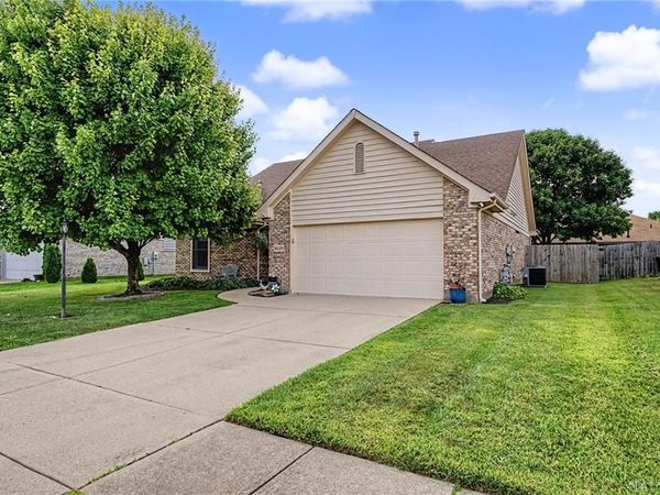 9529 Summer Wind Trail, Miamisburg, OH 45342