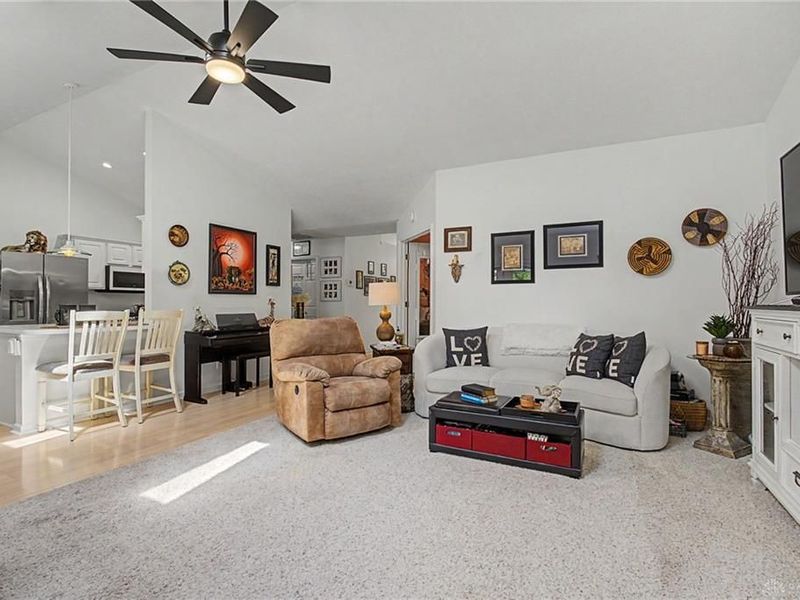 9529 Summer Wind Trail, Miamisburg, OH 45342 Photo 13