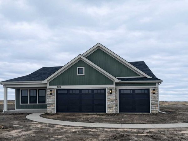 8828 63rd Street S, Cottage Grove, MN 55016