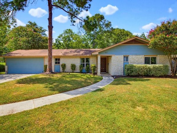 803 Campbell ST, Lockhart, TX 78644