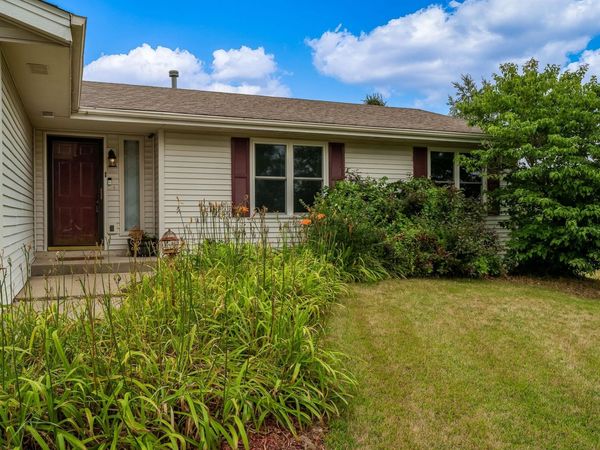9960 Flint Court, ROSCOE, IL 61073