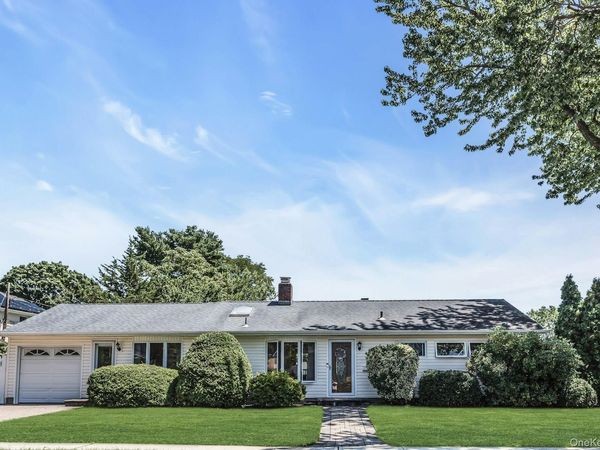 2 Arbor Road , Syosset, NY 11791