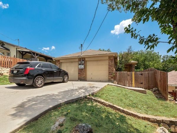 3008 Prairie Avenue, Unit A, Fort Worth, TX 76106