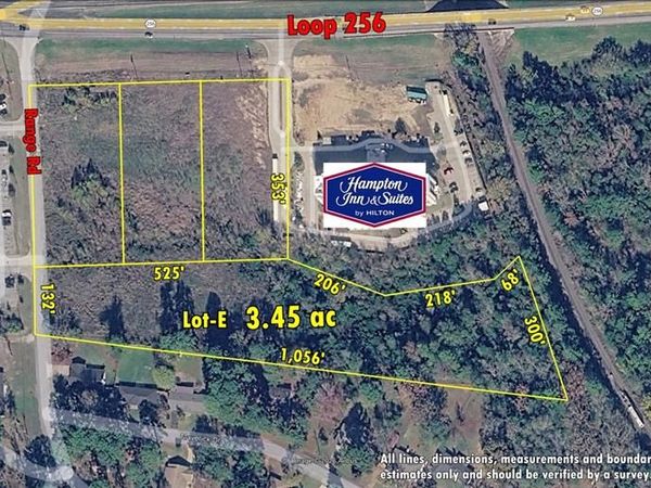 2700 S Loop 256 , Palestine, TX 75801