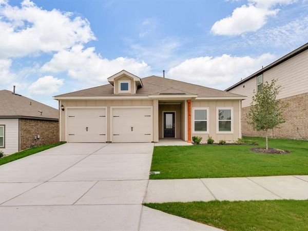 936 Cawthorne Trail, Fort Worth, TX 76108