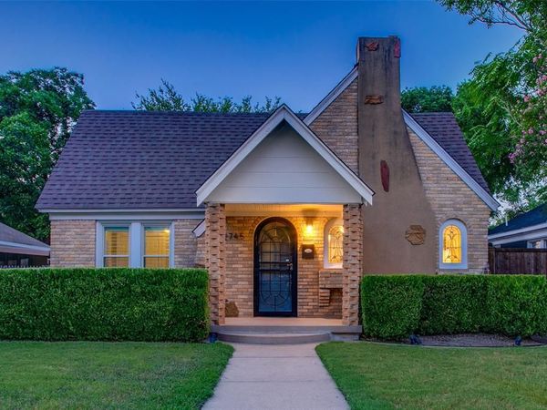 2745 Ivandell Avenue, Dallas, TX 75211