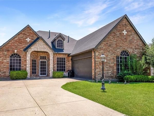 1024 Wildflower Lane , Mesquite, TX 75149