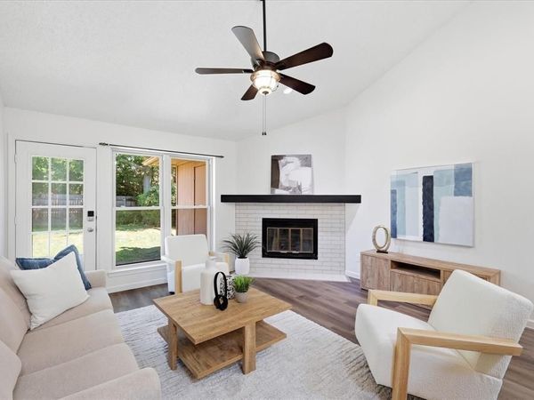 2309 Aquaduct Drive, Bedford, TX 76022