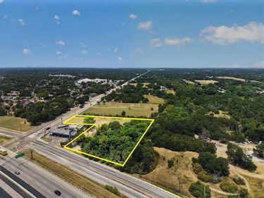 720 S Masters Drive , Dallas, TX 75217