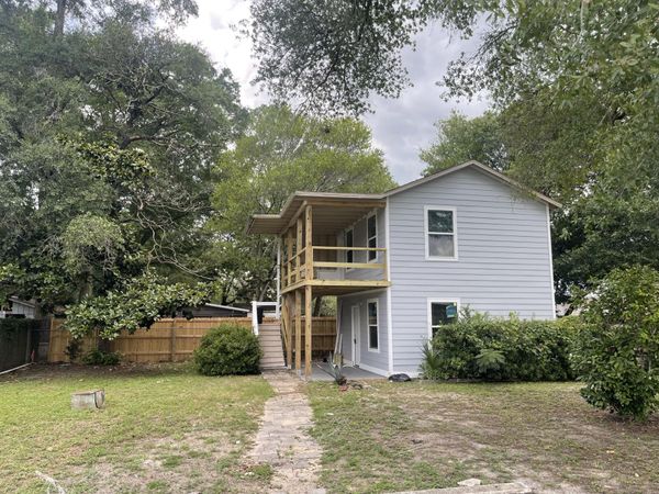 205 Chicago Avenue, Unit B, Valparaiso, FL 32580