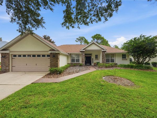 2360 PARK FOREST BOULEVARD, MOUNT DORA, FL 32757