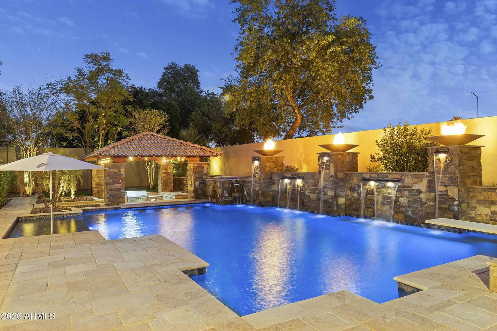 4744 W VILLA LINDA Drive, Glendale, AZ 85310
