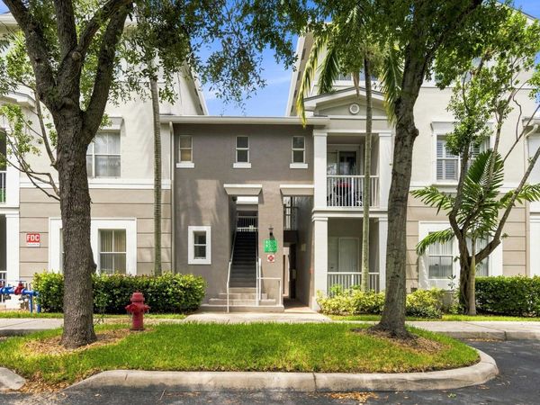 2007 SHOMA Drive, Unit 2007, Royal Palm Beach, FL 33414