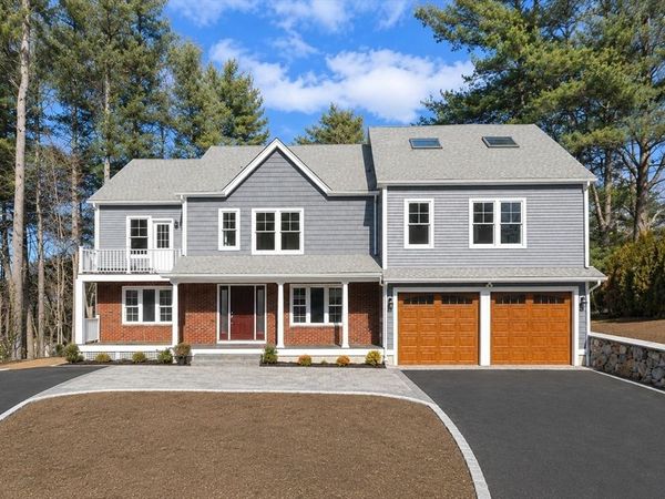 510 Common St, Walpole, MA 02081