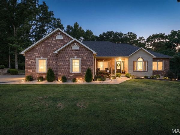 3305 Magnolia Lane , Festus, MO 63028