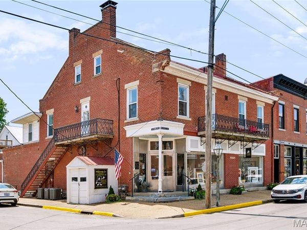 302 Market Street , Ste Genevieve, MO 63670