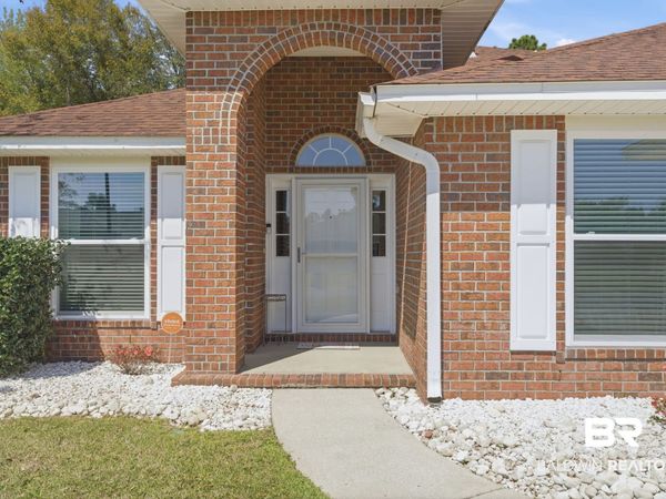10736 Crosscut, Pensacola, FL 32506