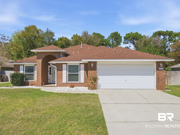 10736 Crosscut, Pensacola, FL 32506