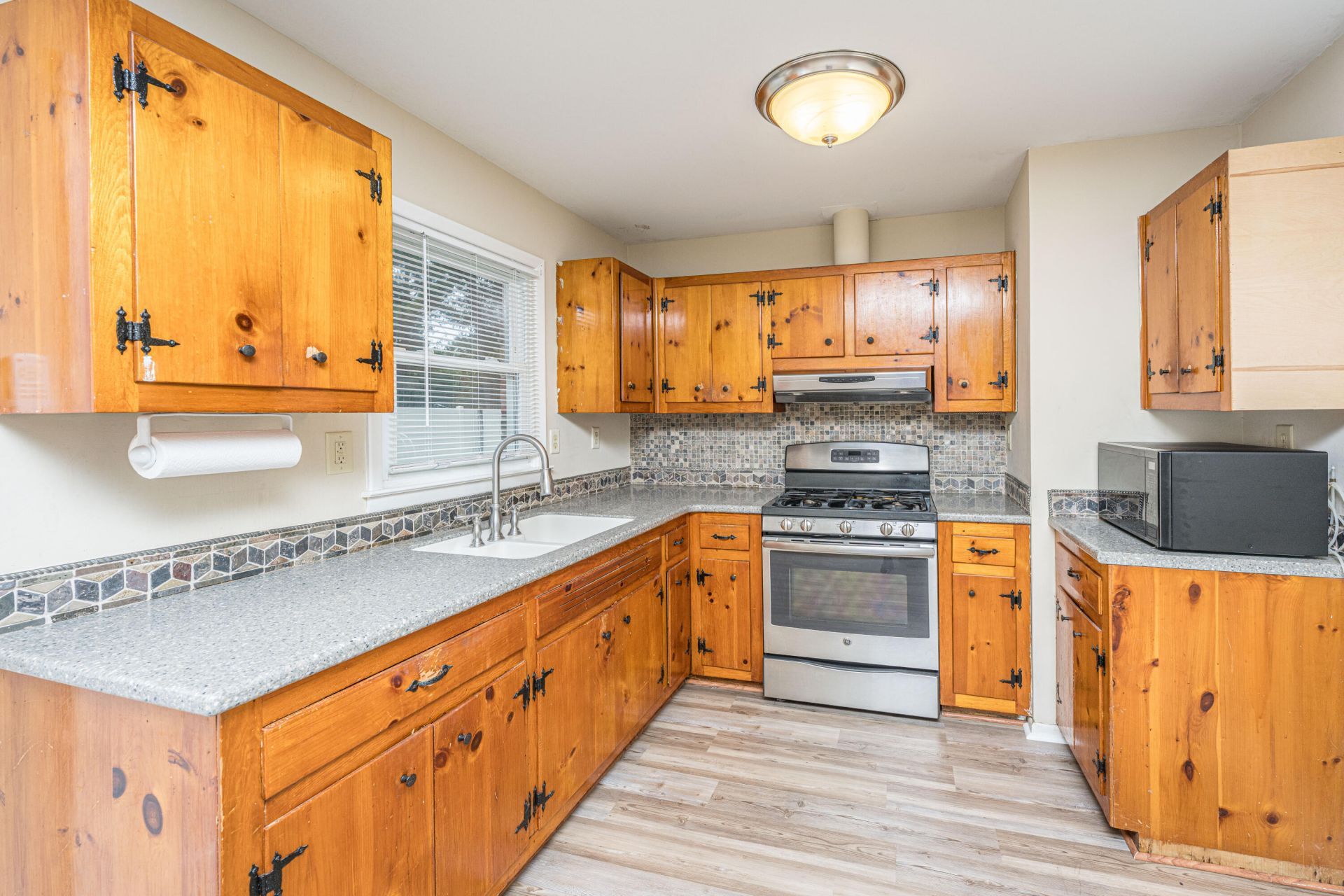 19 Aldene Avenue Photo 11