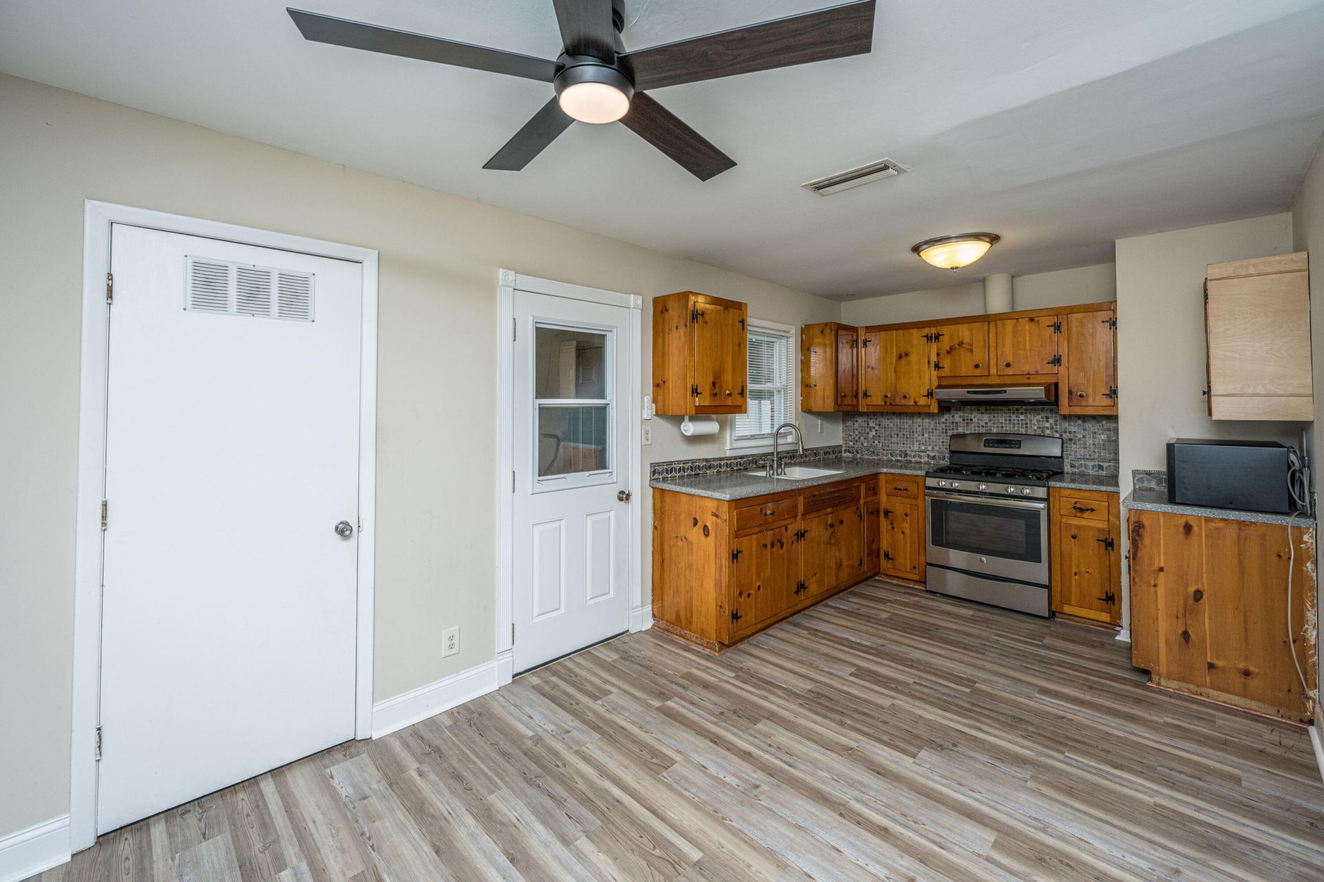 19 Aldene Avenue Photo 8