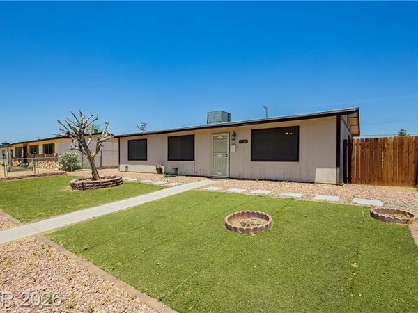 1904 W Carey Avenue, North Las Vegas, NV 89032