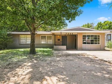 7244 Charles Court , Dallas, TX 75217