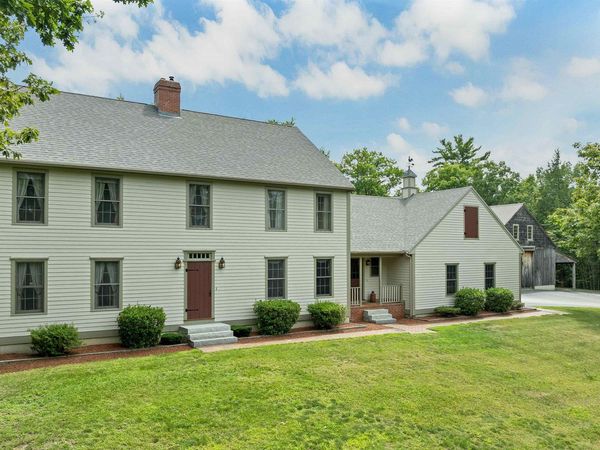 35 Moose Point Drive, Dunbarton, NH 03046