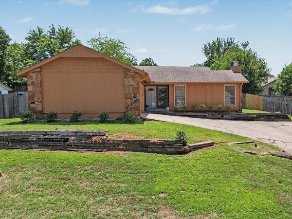 3028 69th Street , Tulsa, OK 74132