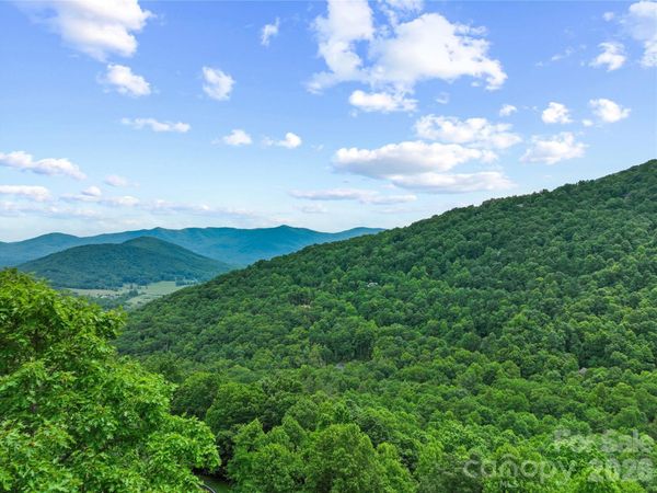 99999 Winding Poplar Road, Black Mountain, NC 28711