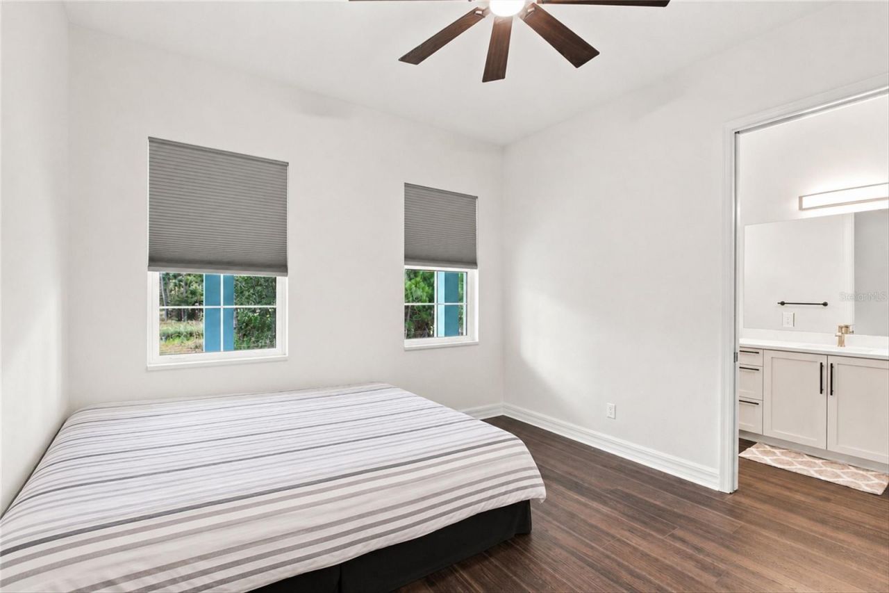 8146 Tropicaire Boulevard, North Port, FL 34291 Photo