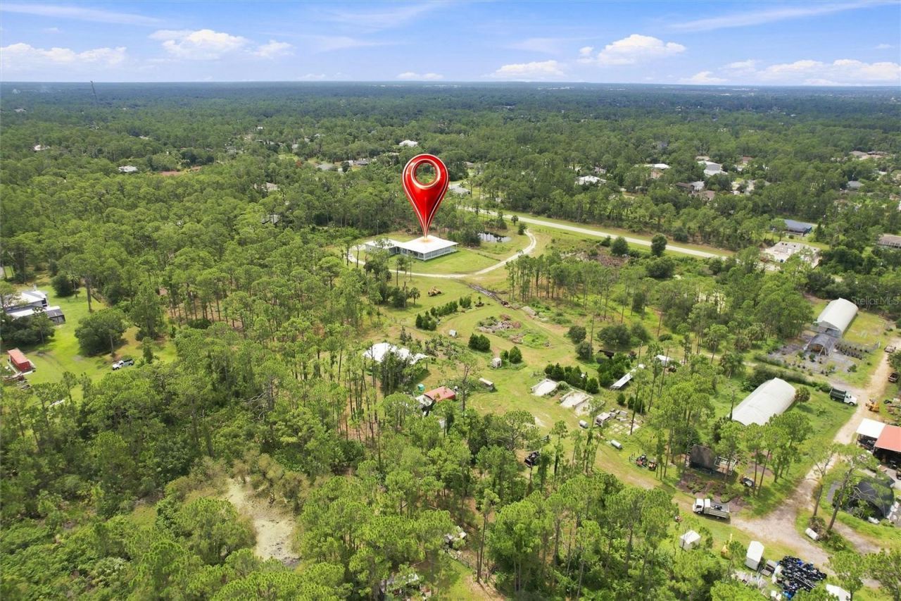 8146 Tropicaire Boulevard, North Port, FL 34291 Photo
