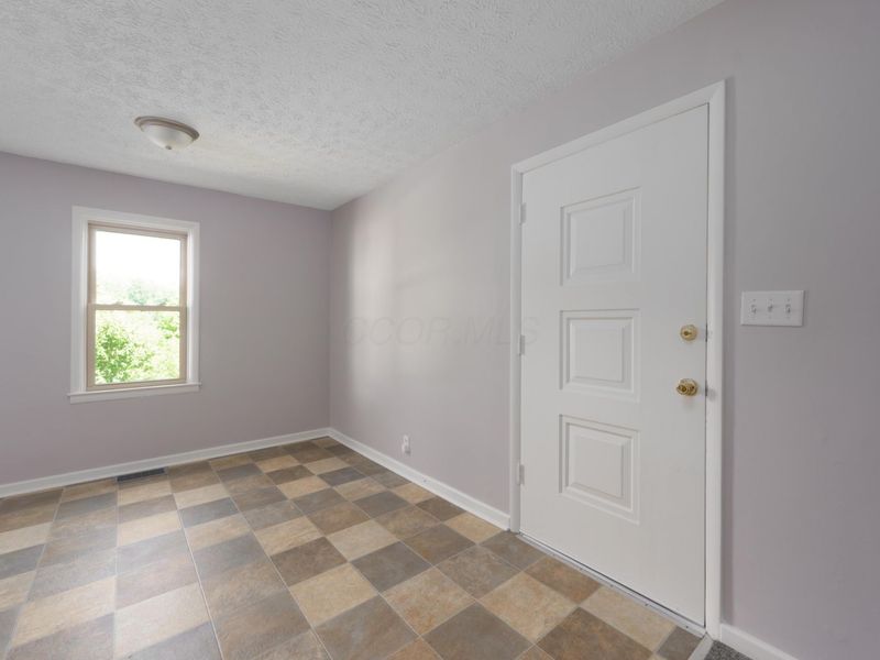 1264 Tarkiln Road SE, Lancaster, OH 43130 Photo 9