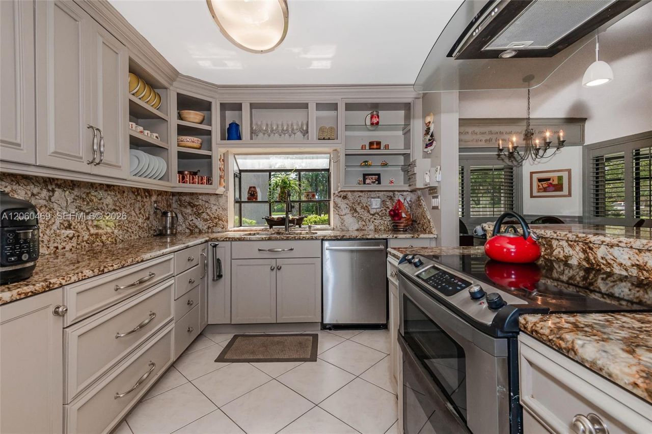 9204 S Chelsea Dr S , Plantation, FL 33324 Photo