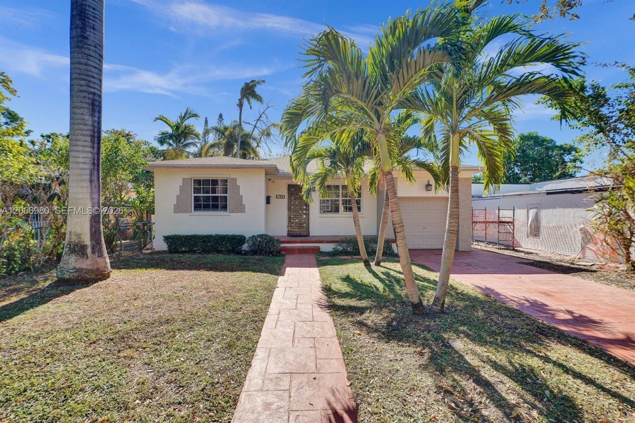 130 NE 49th St, Miami, FL 33137 Photo