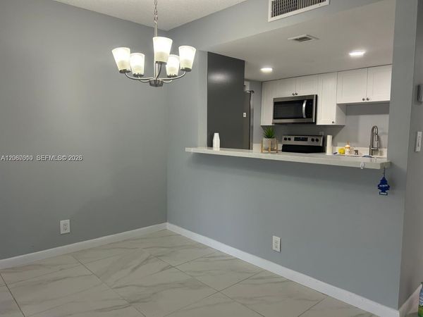 230 Lakeview Dr , Unit 209, Weston, FL 33326