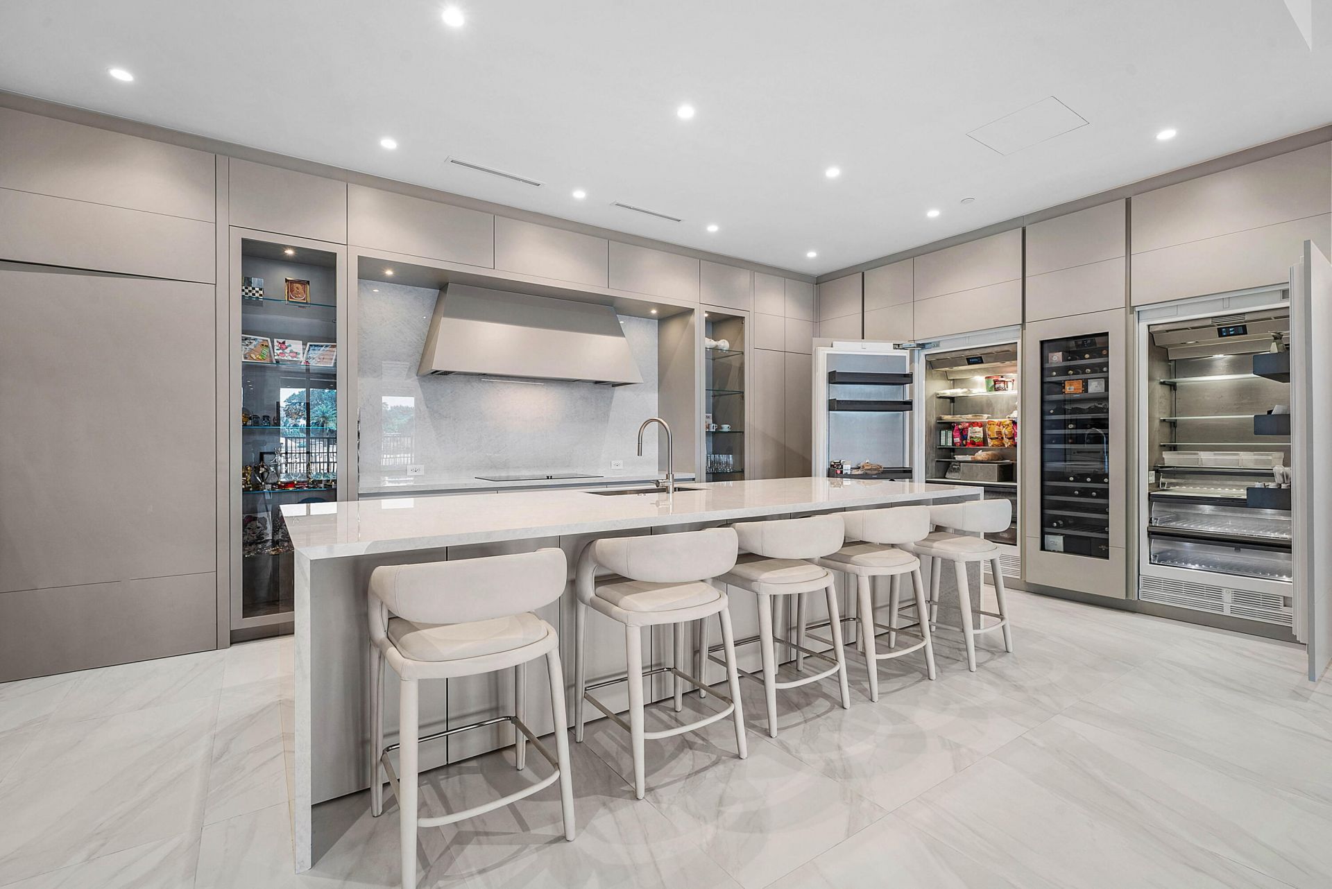 210 SE Mizner Boulevard, Unit 101, Boca Raton, FL 33432 Photo