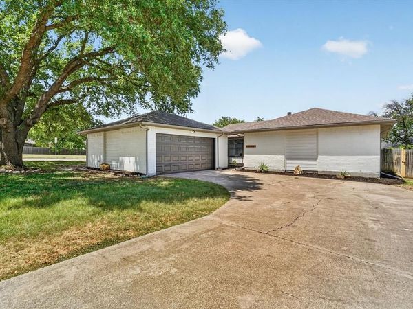 10144 Bugle Drive, Fort Worth, TX 76108