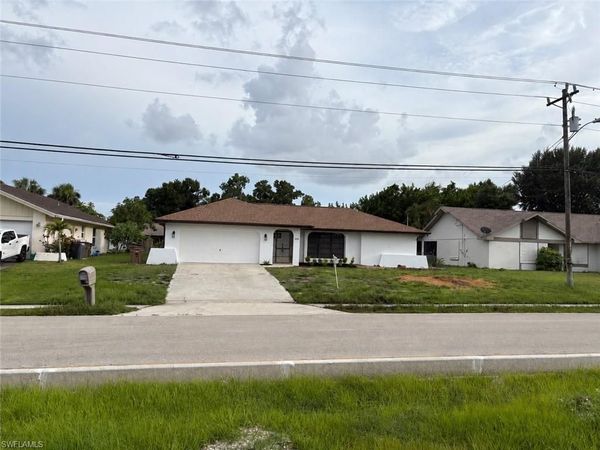 1804 Viscaya PKWY , CAPE CORAL, FL 33990