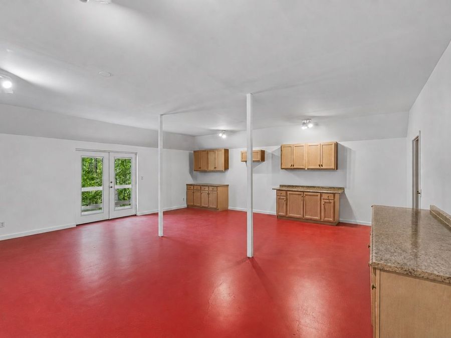 Property Image 44