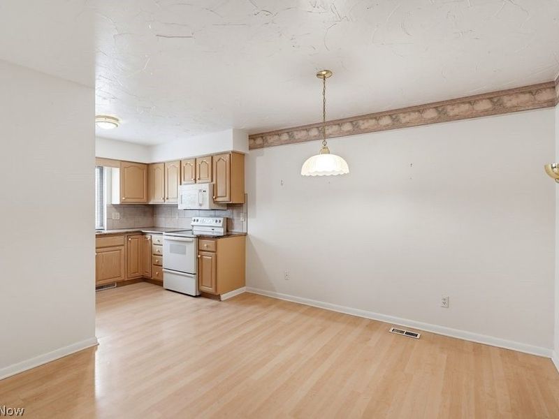 315 Guys Run Road, Akron, OH 44319 Photo 6