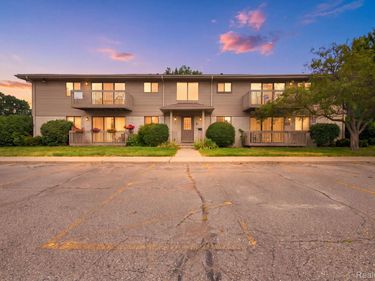 1116 Hillcrest Drive, Oxford Township, Mi 48371
