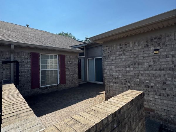 59219 Conifer Court, Washington Township, Mi 48094
