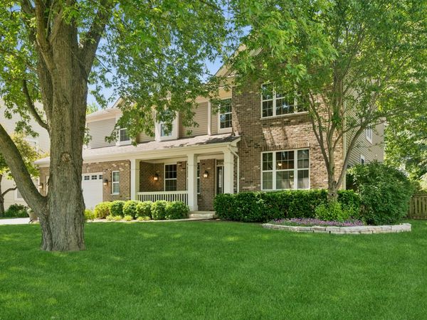 2421 Stonybrook Street , Wauconda, IL 60084