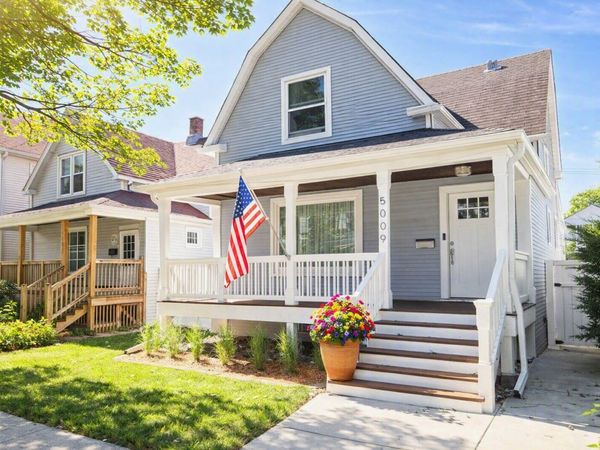 5009 W Argyle Street , Chicago, IL 60630